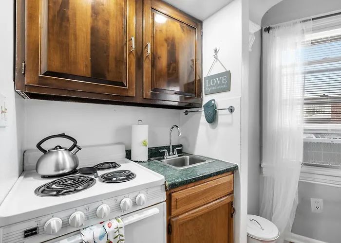 Stylish Studio In City Center