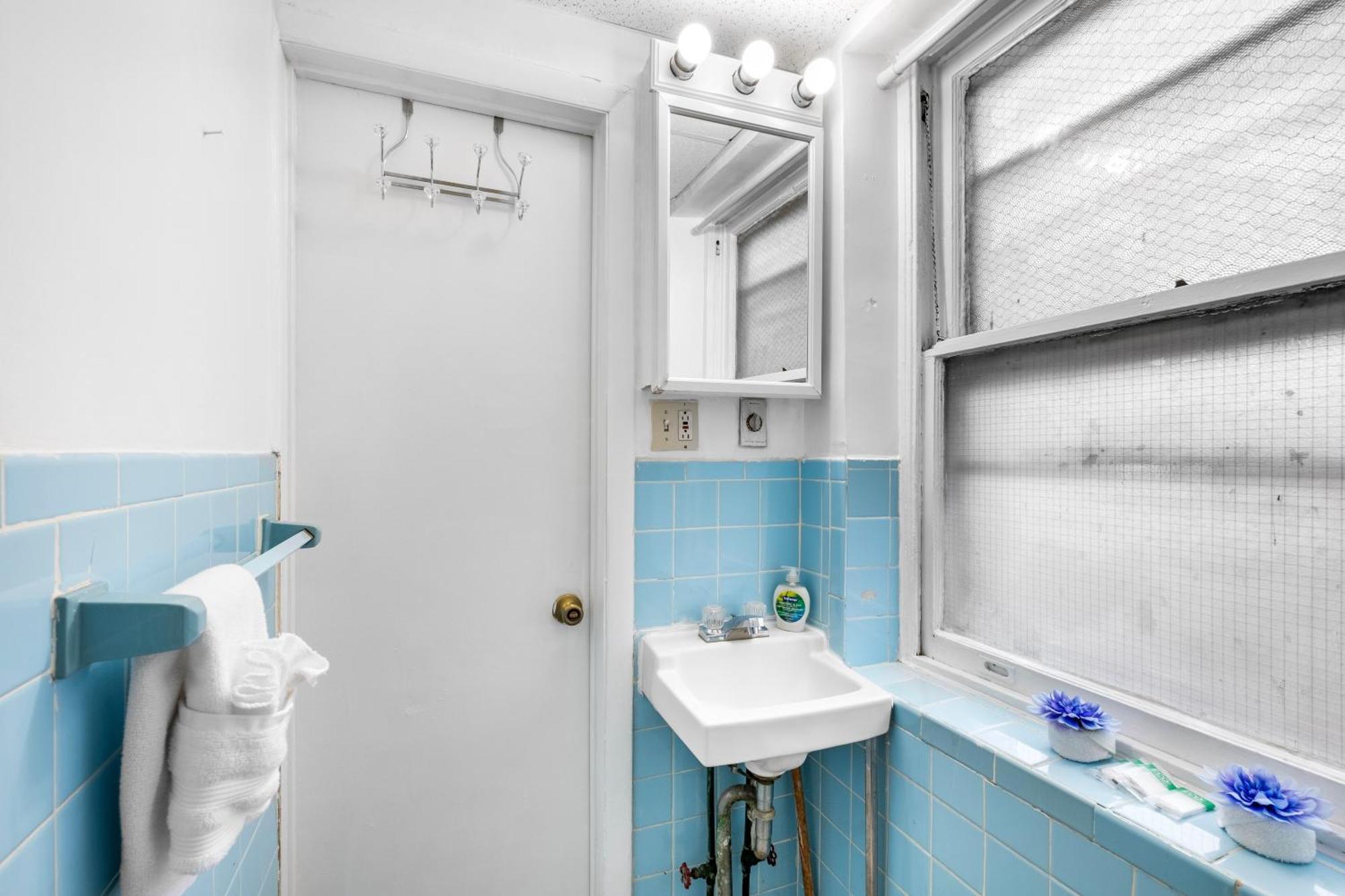Apartment Stylish In Center